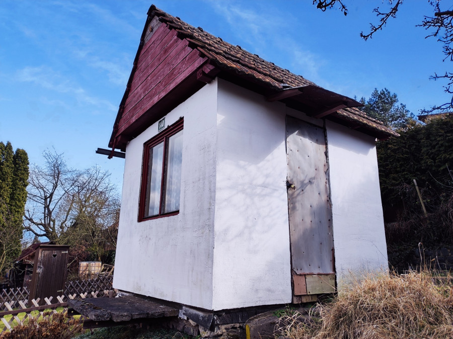 Prodej chaty v zahrádkářské osadě, Kladno - Ostrovec